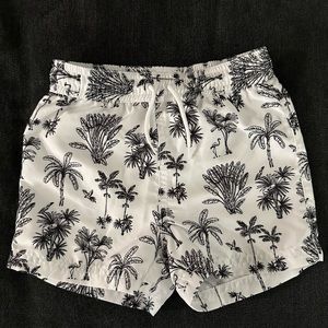 Janie and Jack swim trunks 18-24M